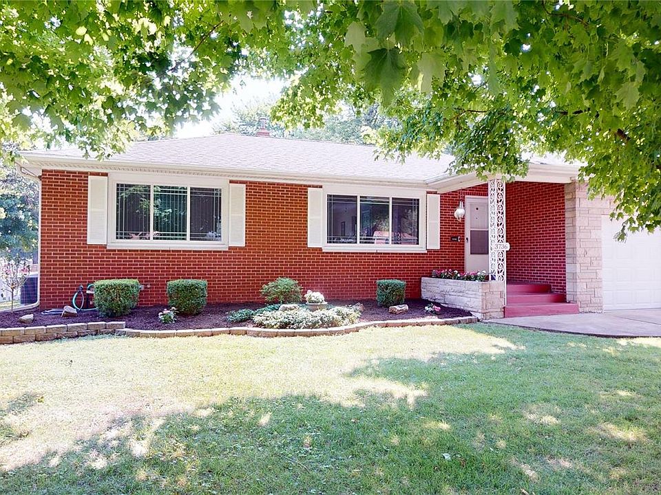 1st image of 3736 Fairoaks Dr