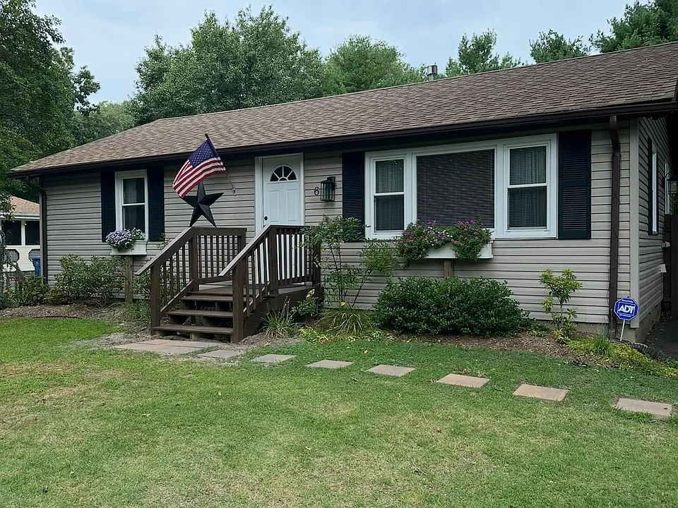 6 Nugentown Rd