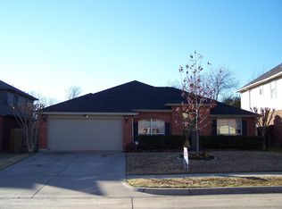 3511 Daisy Ln, Grand Prairie, TX 75052