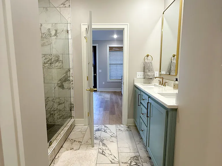 512 Mobile St — Photo 30