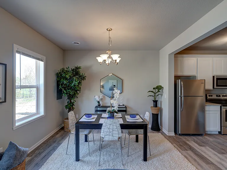639 McKay Way — Photo 4