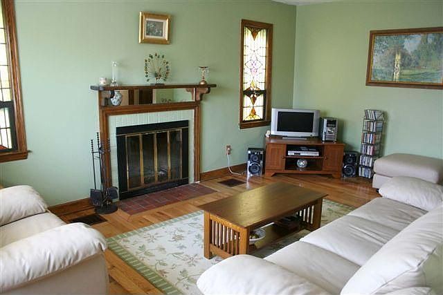 1st image of 74 E Jeffrey Pl