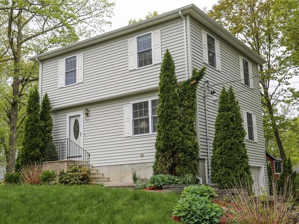 303 Reservoir Ave
