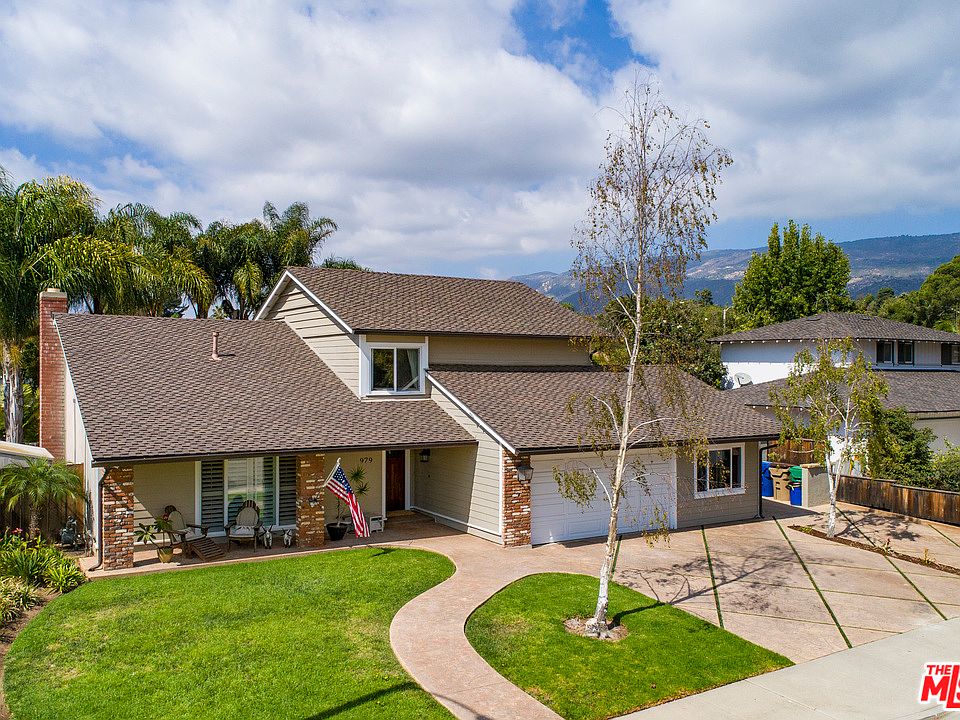 1st image of 979 Saint Marys Ln