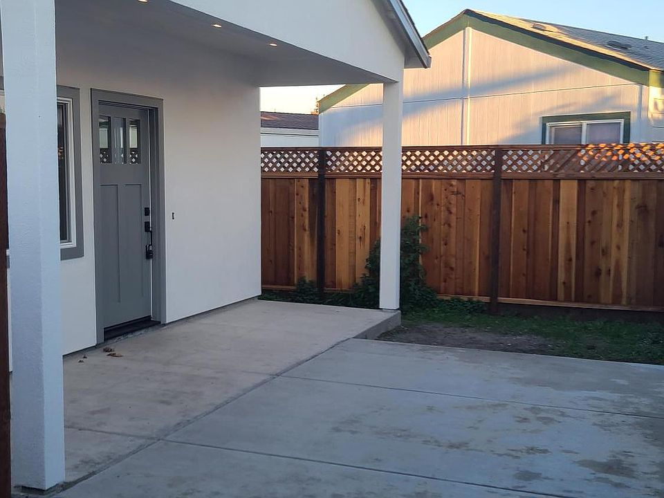 1st image of 808 Carolina Ave