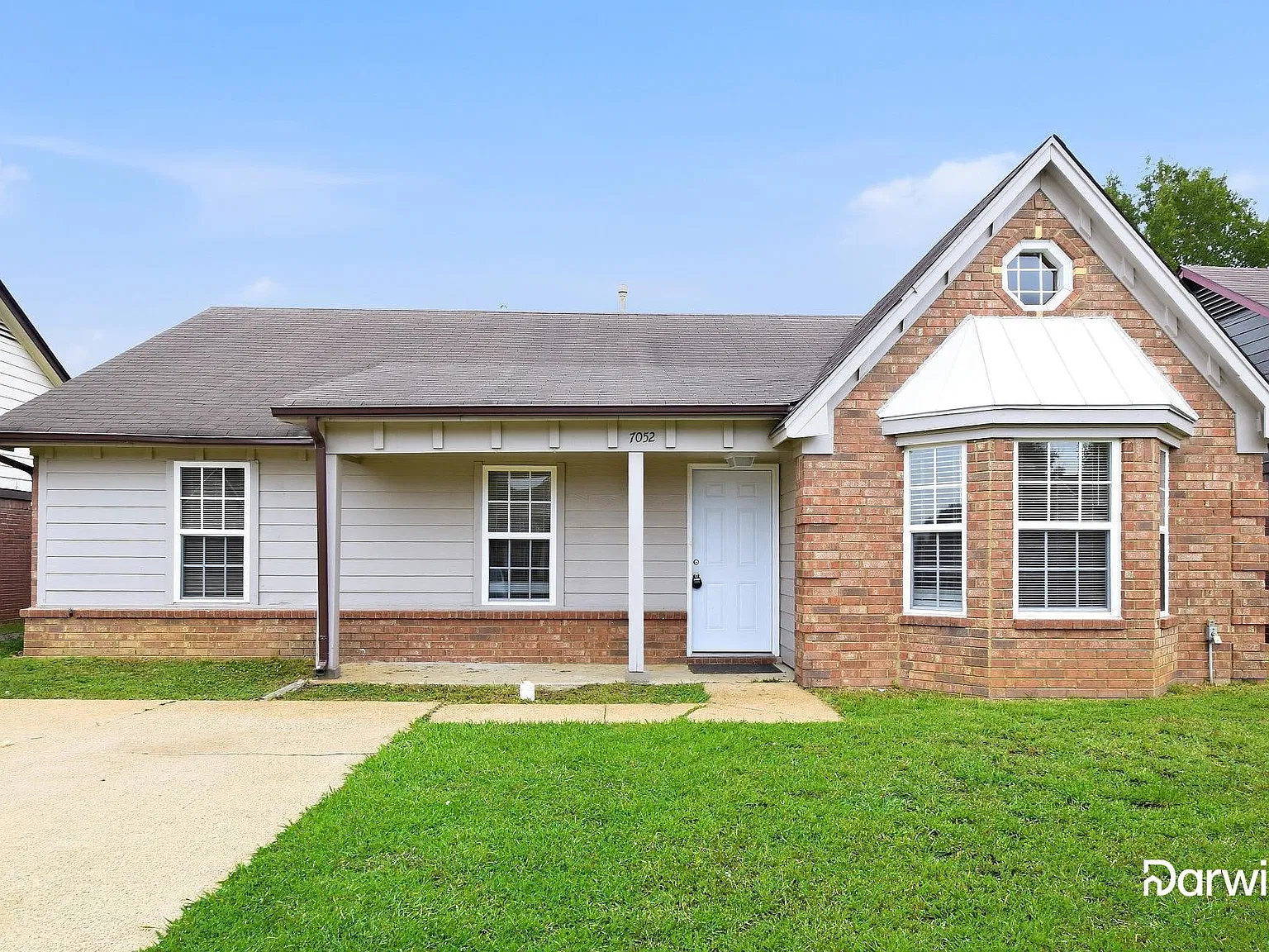 3 bed, 2.0 bath, 1239 sqft, $1,525 — Photo 1