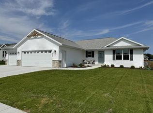 357 Victory Ln, Elkhart Lake, WI 53020