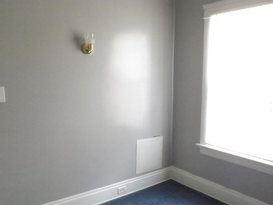 1st image of 2220 W 103rd St Unit 1