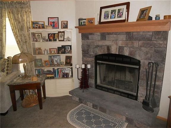 5th image of 408 Windwood Dr
