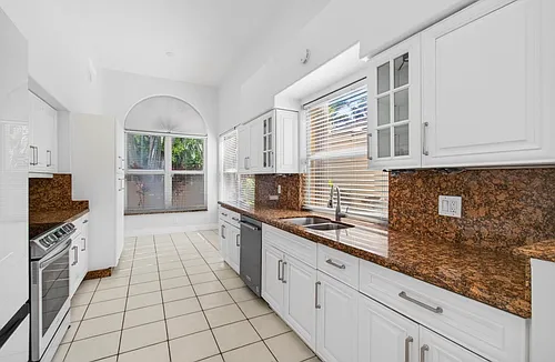 7848 Travlers Tree Dr Photo 1