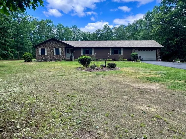 544 Summit Dr, Moorefield, WV 26836