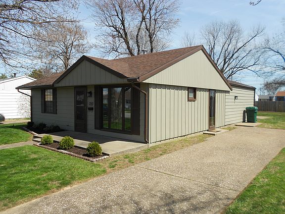 2nd image of 723 Fargo St