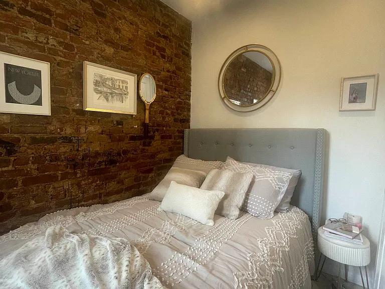 195 E 2nd St #6 — Photo 6