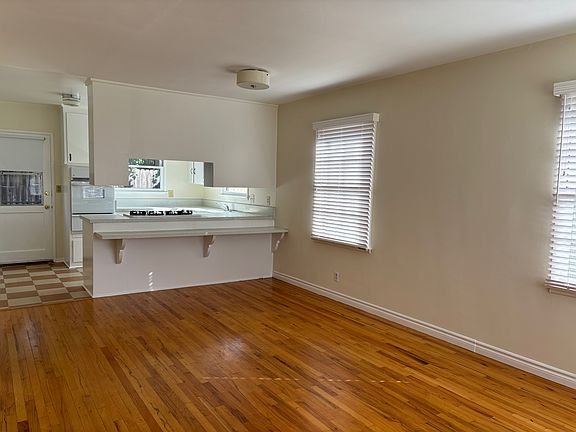 4th image of 177 S Jameson St