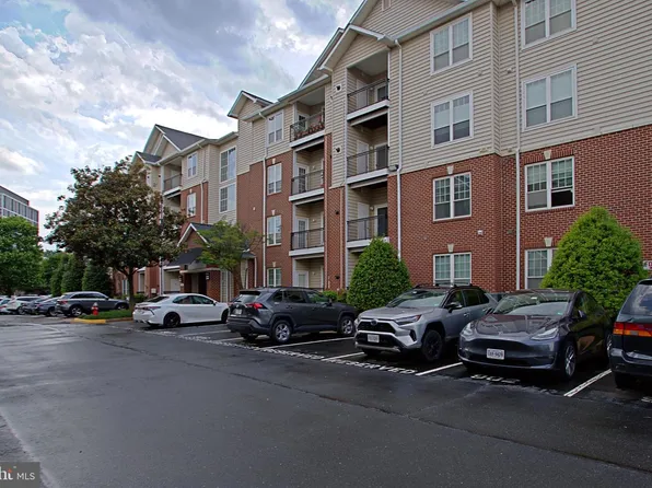 1570 Spring Gate Dr Unit 7215, Mc Lean, VA 22102