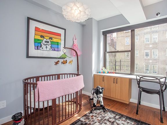 3rd image of 175 W 13th St APT 4C