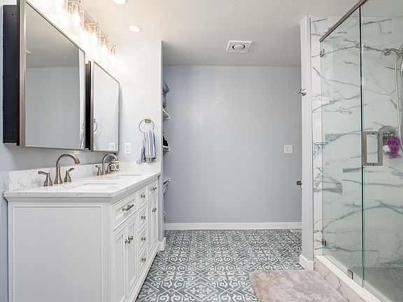 5th image of 1000 Lawrence Ln