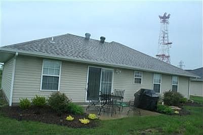 2nd image of 465 N Greenway Dr