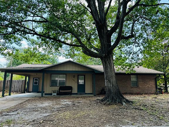 2nd image of 4030 NW 21st St