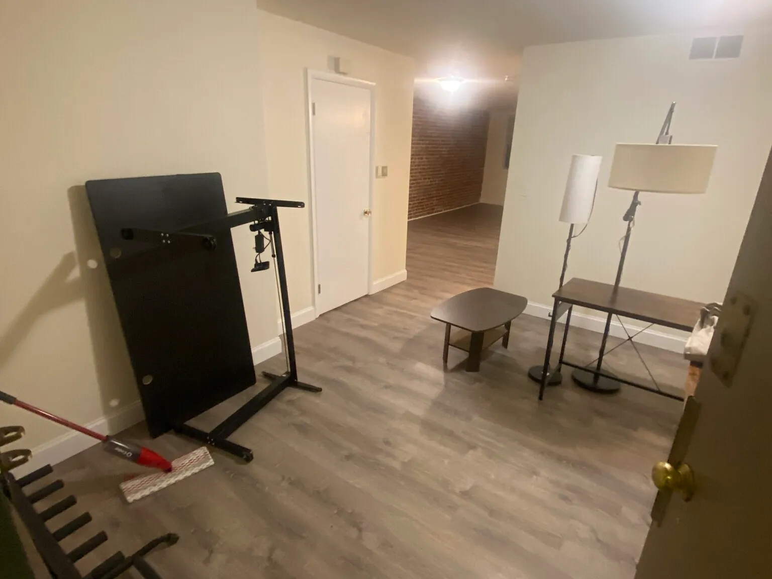 Studio, 450 sqft, $2,300 — Photo 3