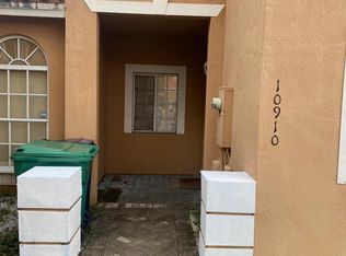 10910 SW 181st Ter, Miami, FL 33157