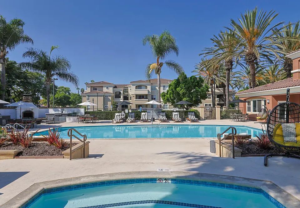 1st image of 390 Paseo Camarillo #2-302