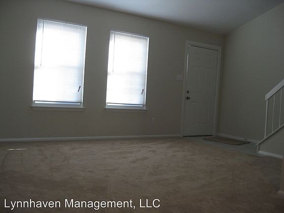 2nd image of 1325 Sierra Dr