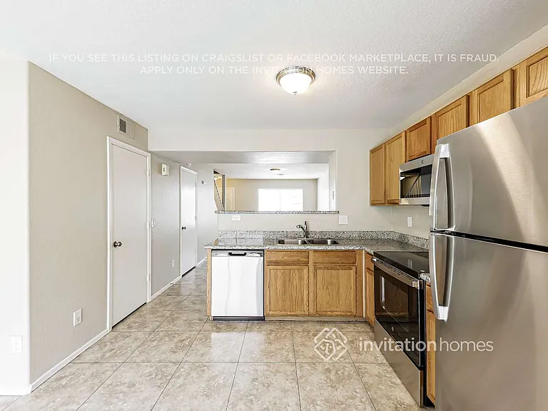 7801 N 44th Dr #1108 — Photo 10