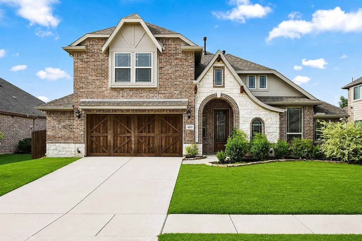 4 bed, 3.0 bath, 3291 sqft, $3,800 — Photo 3