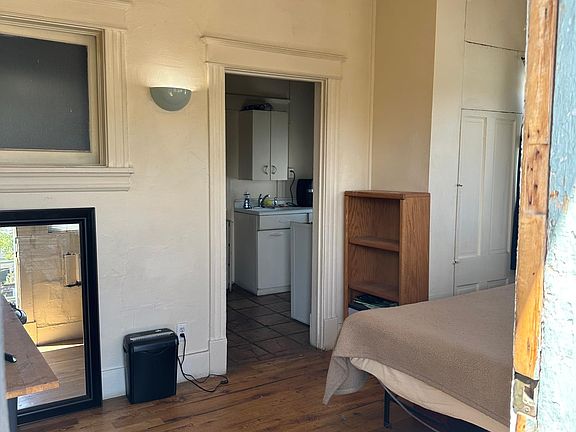 2nd image of 708 Central Ave SE #6