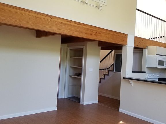 3rd image of 94 River St #6