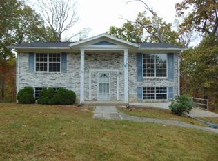 323 Woodbridge Rd, Oak Hill, WV 25901