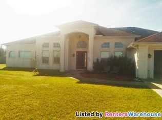 8003 Harvest Ln, Baytown, TX 77521