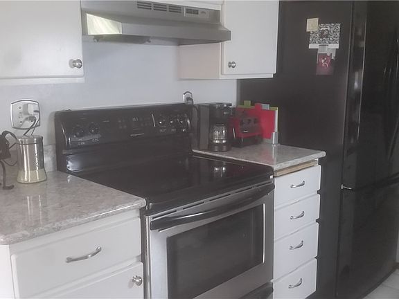 2nd image of 7320 N Skyview Pl APT D204