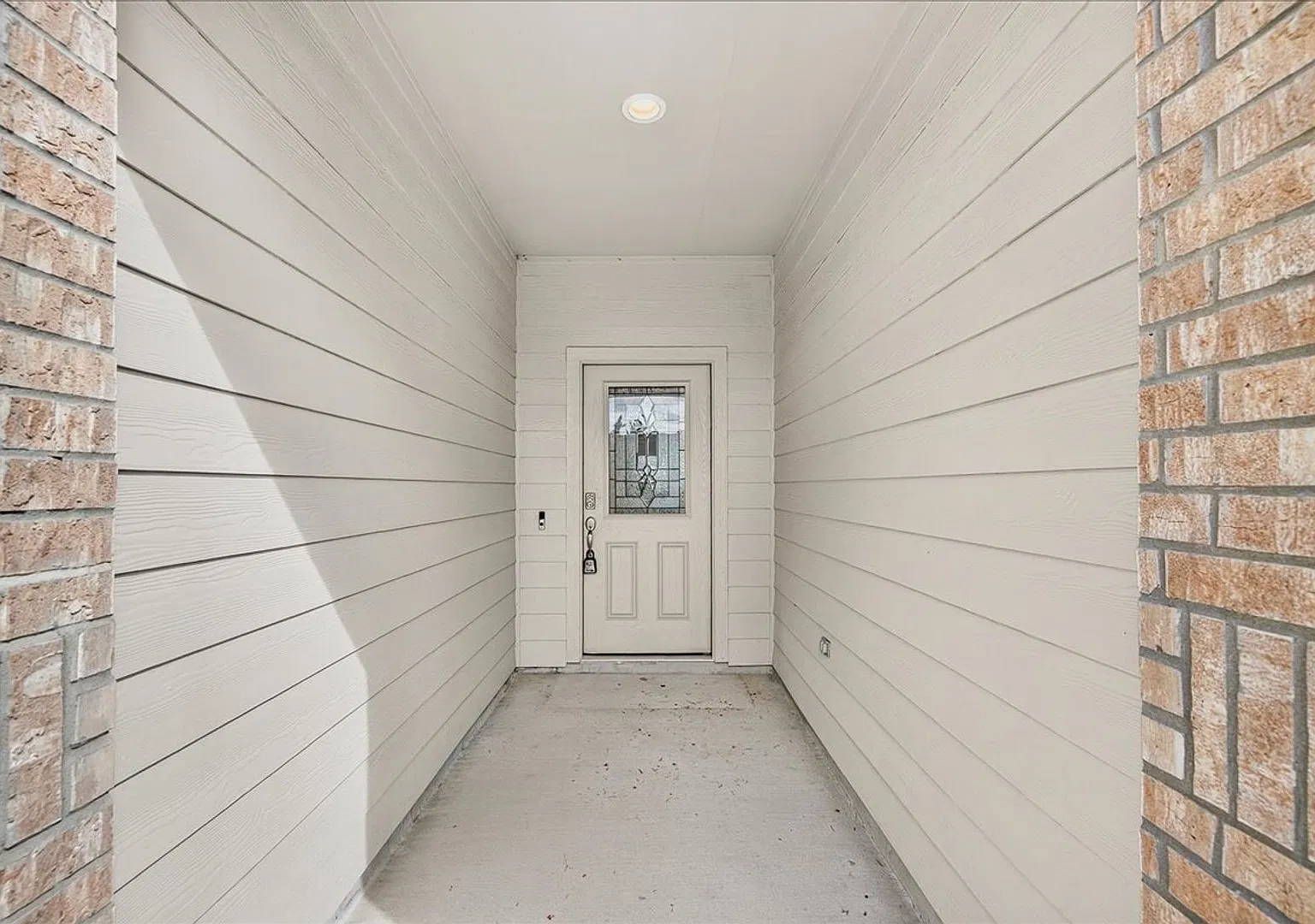 1334 Greenwich Park Lane - 4/Bed 3/Bath - $2695/month — Photo 2