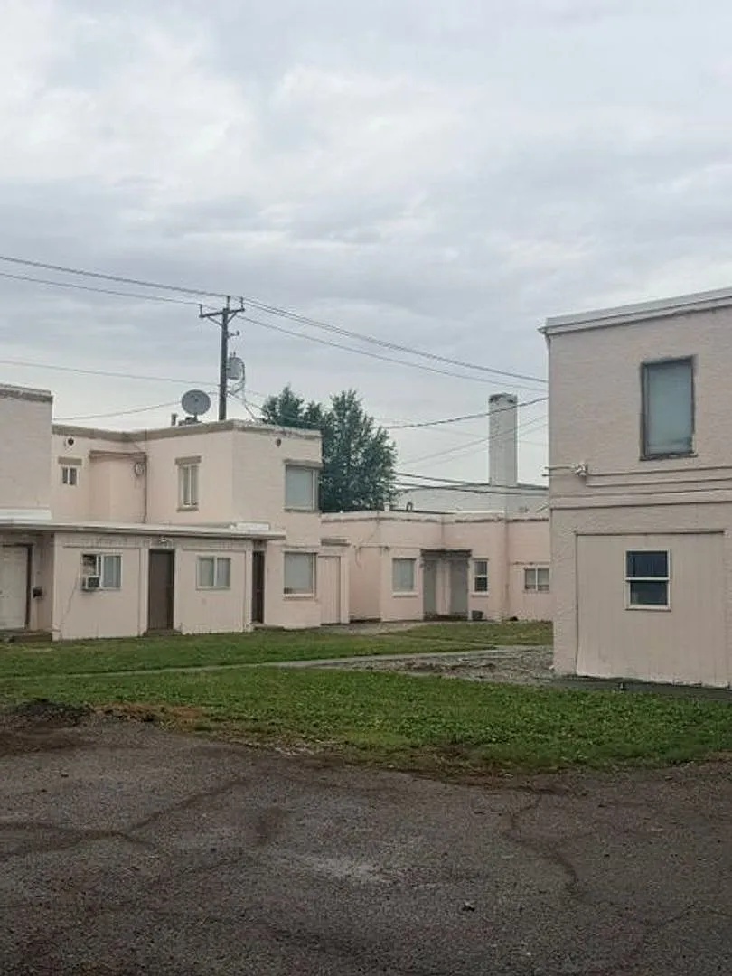 Water Ave Apartments — Photo 2