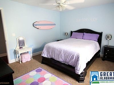 3rd image of 5465 Dewey Heights