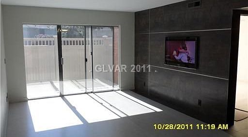 5th image of 650 Oakmont Ave Unit 2101