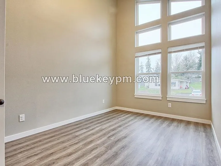 209 Cloverdale Rd #A — Photo 13