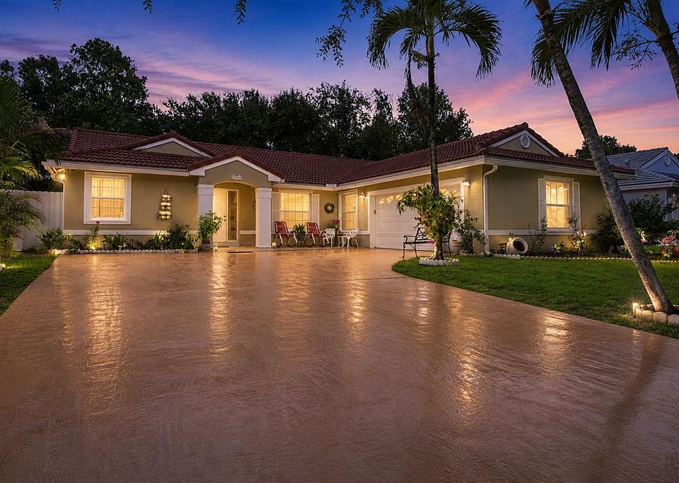 1st image of 13501 SW 17TH COURT