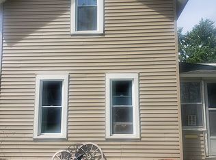 119 Walnut St, Butler, IN 46721