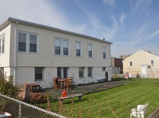 14 Hutchinson St, Revere, MA 02151