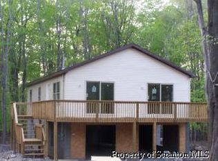 2785 Rockway Rd, Lake Ariel, PA 18436