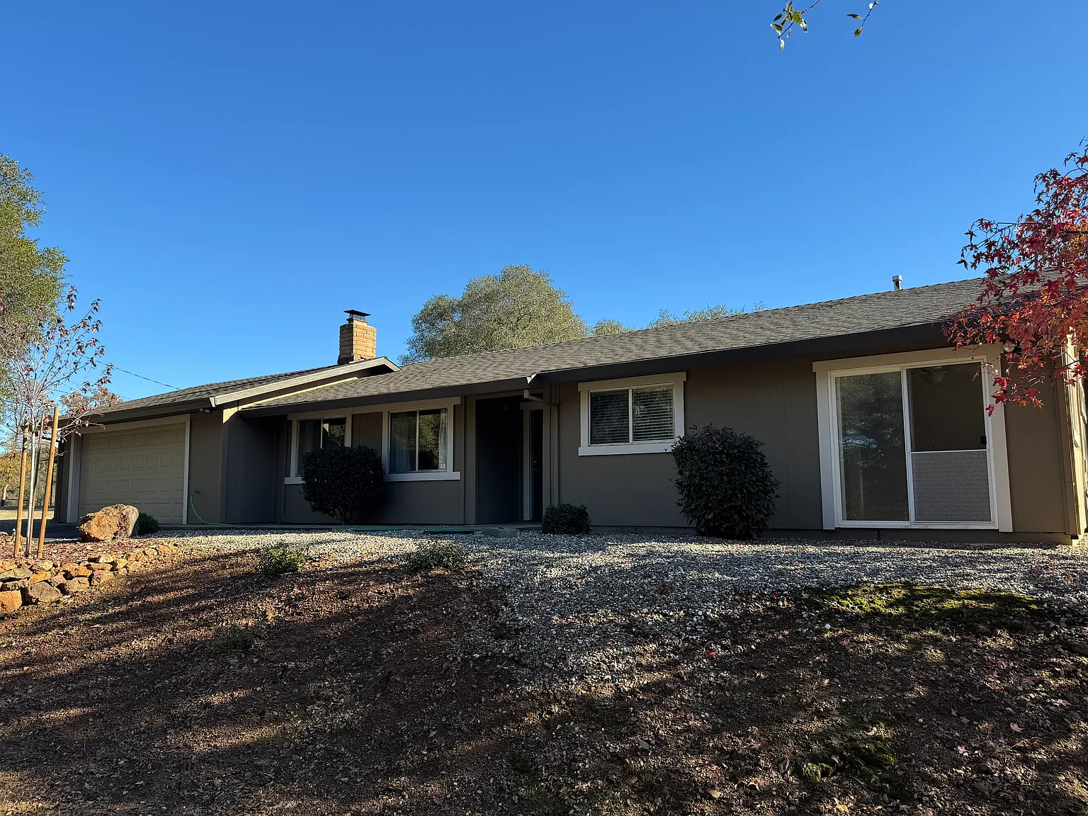 3 bed, 1360 sqft, $2,800 — Photo 2