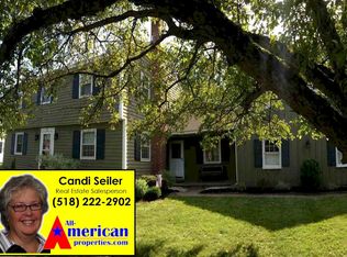 11 Bayberry Dr, Queensbury, NY 12804