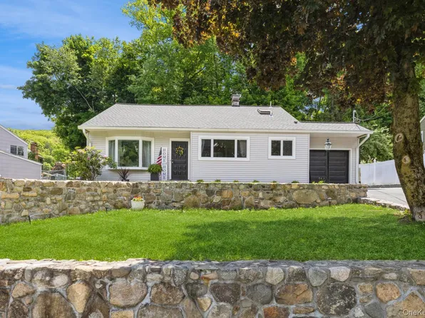 12 Stony Brook Road, Sloatsburg, NY 10974