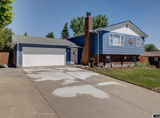 3330 Saratoga Rd, Casper, WY 82604
