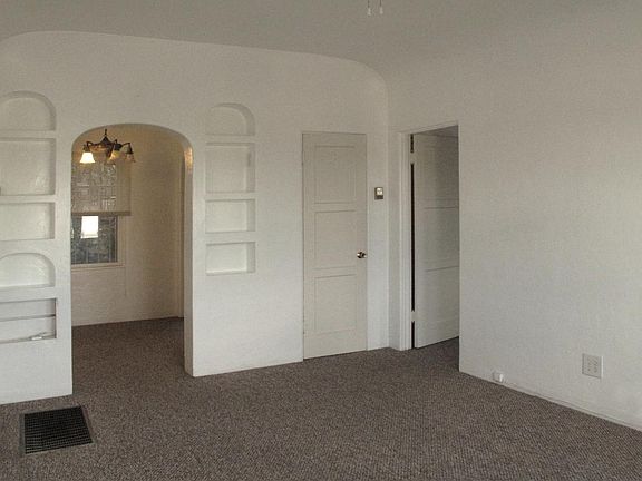 3rd image of 3686 Georgia St