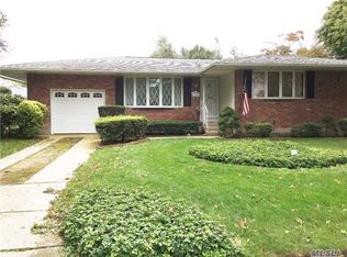 9 Kevin Rd, Commack, NY 11725