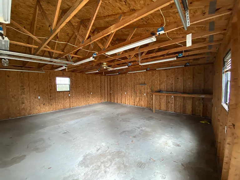 218 Mona Dr — Photo 51